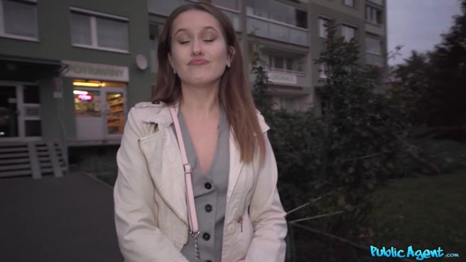 Превью Блудливую тёлочку было очень легко снять № 46700