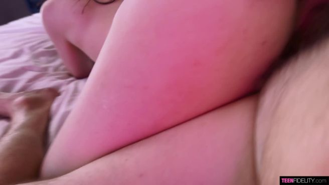 Превью Первокурсница, которую точно не унять № 46779