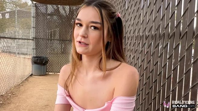 Превью Пошла на свидание и не смогла отказаться от члена № 46862