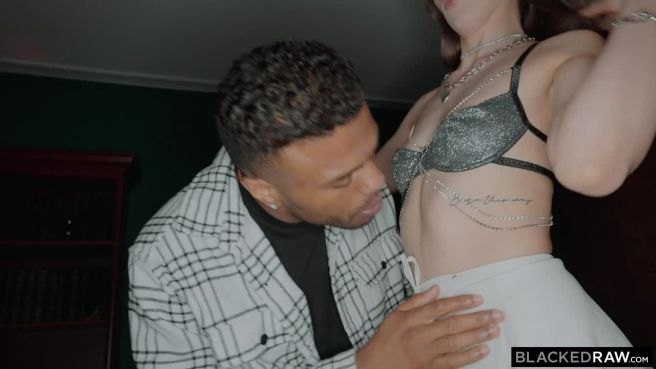 Превью Не многим выпадает счастье трахаться с африканцем № 46897