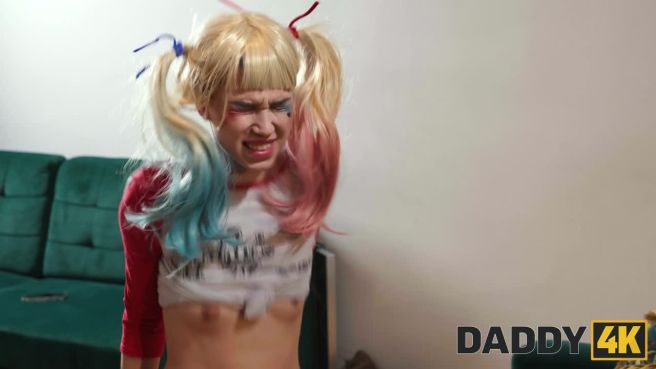 Превью У Харли Квинн свои интимные потребности № 46972