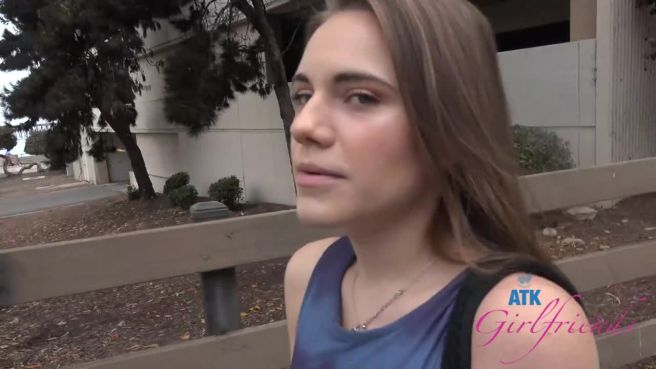 Превью Моя новая попутчица – это самая настоящая шлюшка № 47021