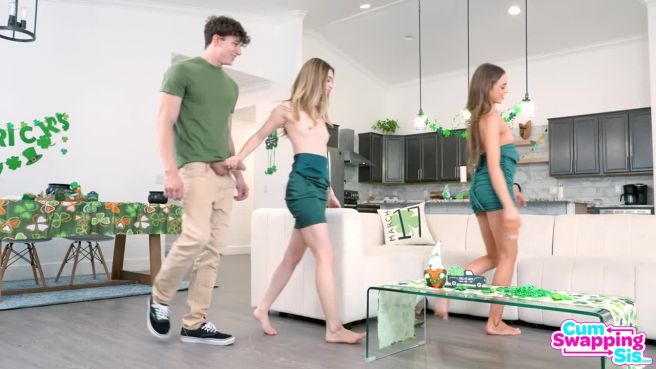 Превью Сестрёнки готовы показать свои темпераменты № 47032