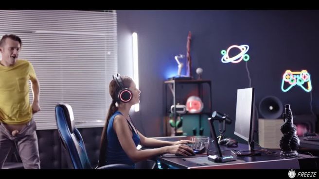 Превью В итоге она даже не заметит, что её трахнули № 47088