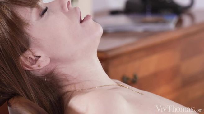 Превью Лесбийский эликсир: вагина как источник № 47161