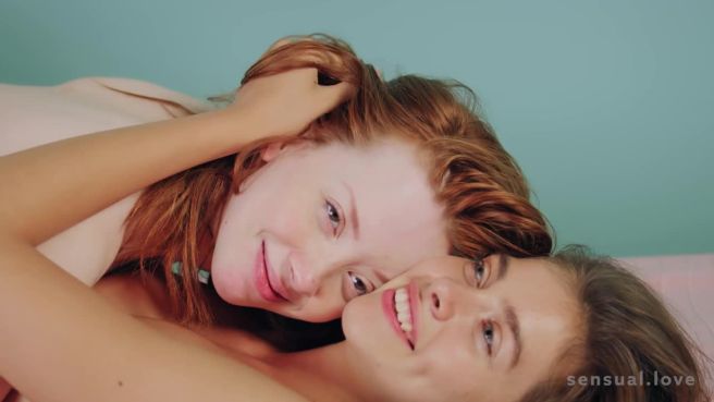 Одна большая игрушка для трёх гипервлажных кисок