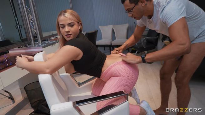 Превью Небольшой дополнительный заработок парикмахерши № 47194